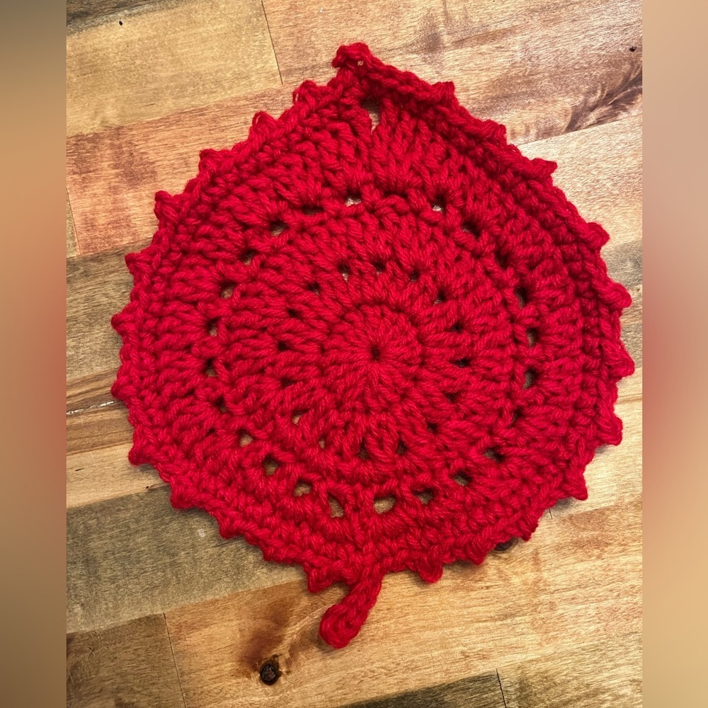 Elegant Black Crochet Trivet Set - Picture 3 of 3